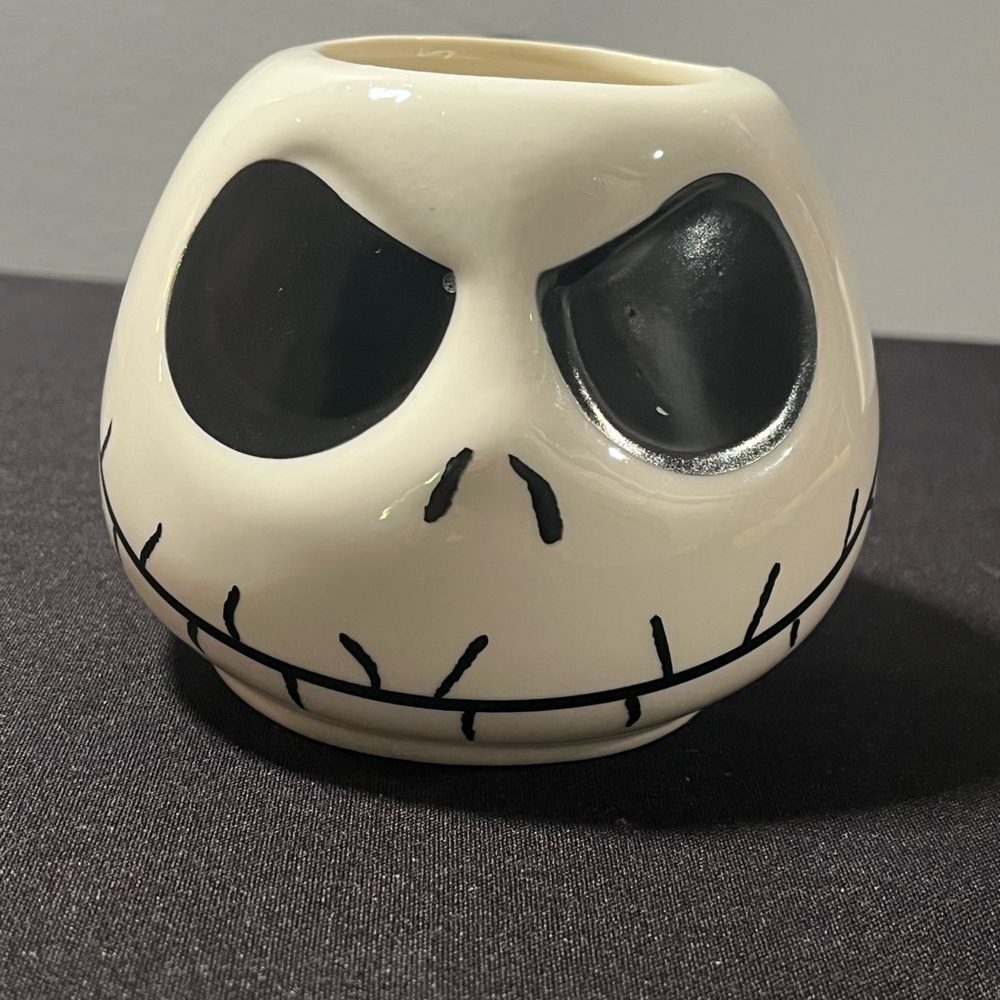 Jack Skellington coffee mug - Picture 2 of 6